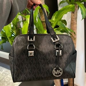 Micheal Kors GRAYSON MEDIUM HANDBAG
